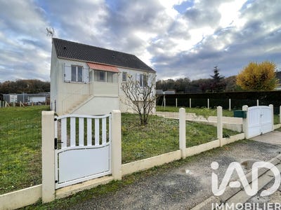 /international/fr/villeneuve-sur-yonne-burgundy-310103662039/