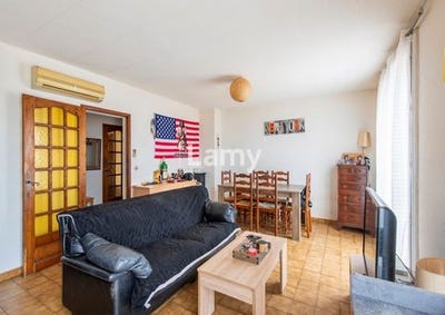 /international/fr/salon-de-provence-provence-alpes-cote-d-azur-310099257348/