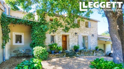 /international/fr/caseneuve-provence-alpes-cote-d-azur-310095101805/
