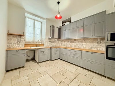 /international/fr/bourges-centre-val-de-loire-310101035478/?lang=en