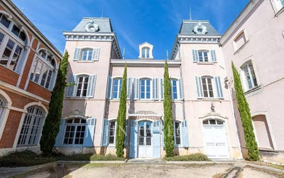 /international/fr/macon-burgundy-310107223412/