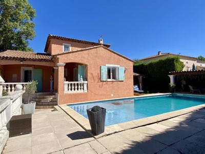 /international/fr/chateauneuf-le-rouge-provence-alpes-cote-d-azur-310104991142/
