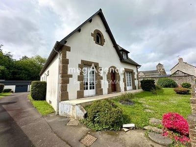 /international/fr/saint-etienne-en-cogles-brittany-310107815105/