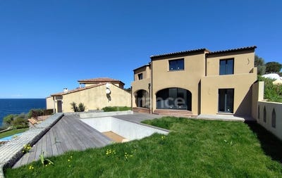 /international/fr/lumio-corsica-310108316268/