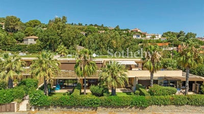 /international/fr/les-issambres-les-issambres-provence-alpes-cote-d-azur-310101228785/?lang=de