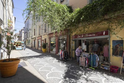 /international/fr/lodeve-languedoc-roussillon-310101208559/