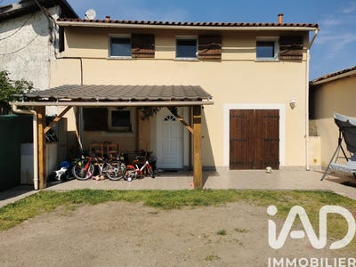 /international/fr/coutras-aquitaine-310105377138/