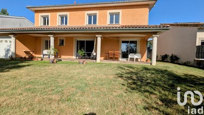 /international/fr/etoile-sur-rhone-rhone-310100667153/
