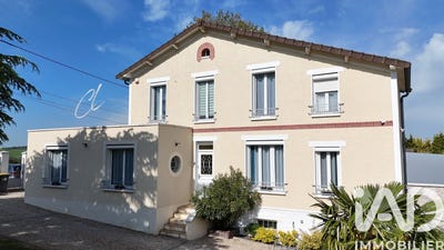 /international/fr/villeneuve-la-guyard-burgundy-310107903776/