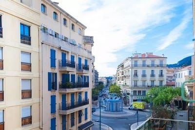 /international/fr/menton-provence-alpes-cote-d-azur-310101385219/?lang=de