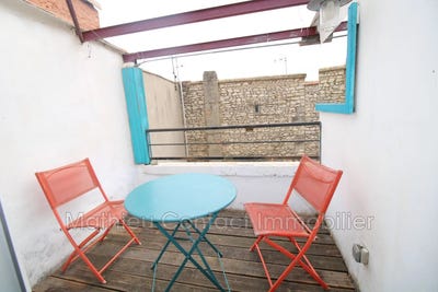 /international/fr/nimes-languedoc-roussillon-310101175010/?lang=en