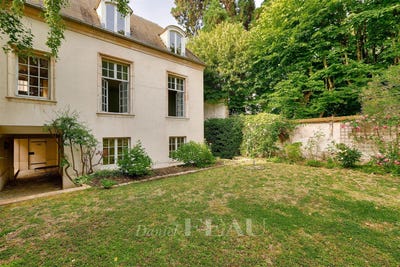 /international/fr/marnes-la-coquette-ile-de-france-310100377035/?lang=en