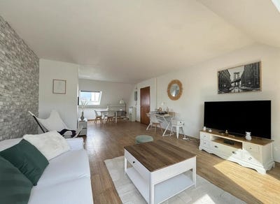 /international/fr/orleans-centre-val-de-loire-310107793880/