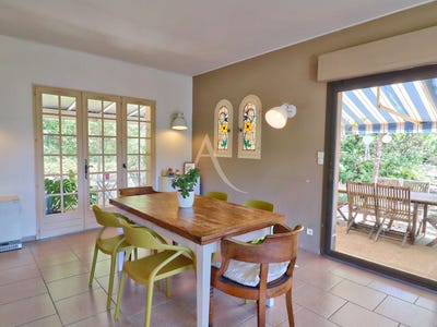 /international/fr/pierrevert-provence-alpes-cote-d-azur-310120031427/