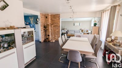 /international/fr/conches-sur-gondoire-ile-de-france-310100573871/