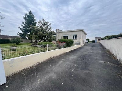 /international/fr/saint-agnant-charente-310101531762/?lang=it