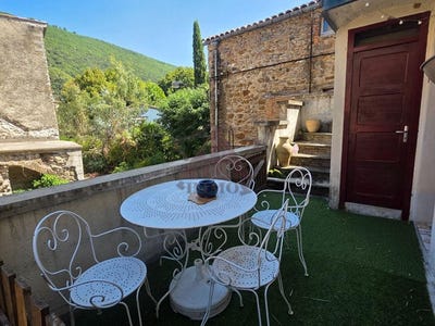 /international/fr/gagnieres-languedoc-roussillon-310109880007/