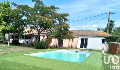 /international/fr/jau-dignac-et-loirac-aquitaine-310101225496/?lang=en