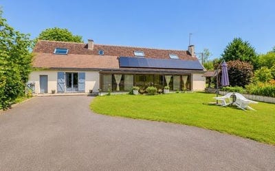 /international/fr/la-ferte-bernard-pays-de-la-loire-310108731901/
