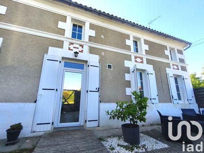 /international/fr/montlieu-la-garde-charente-310108698093/
