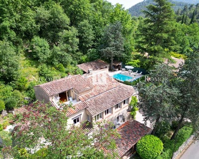 /international/fr/tourrette-levens-provence-alpes-cote-d-azur-310100701602/