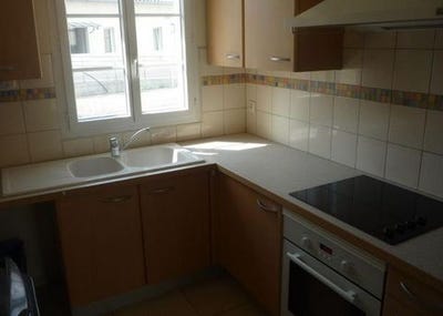 /international/fr/sainte-terre-aquitaine-310108601956/