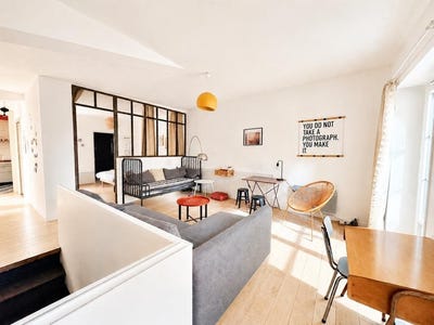/international/fr/avignon-provence-alpes-cote-d-azur-310108954717/