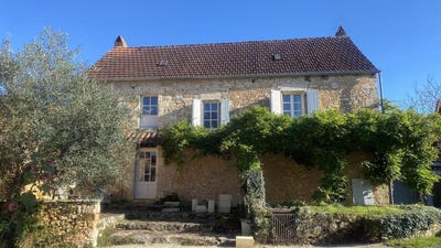 /international/fr/saint-cyprien-aquitaine-310100739420/?lang=zh-tw