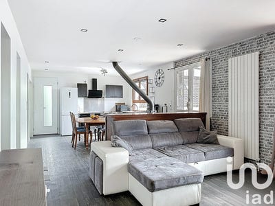 /international/fr/neauphle-le-chateau-ile-de-france-310098471147/