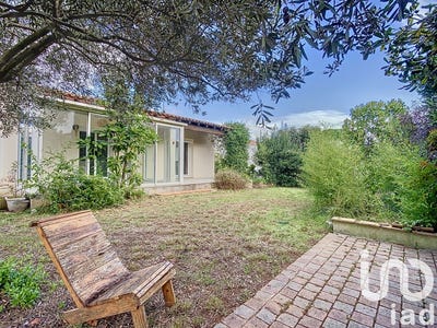 /international/fr/mauguio-languedoc-roussillon-310095265217/