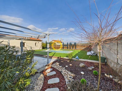 /international/fr/bas-en-basset-auvergne-310105236328/