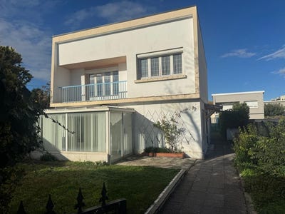 /international/fr/romans-sur-isere-rhone-310108088453/
