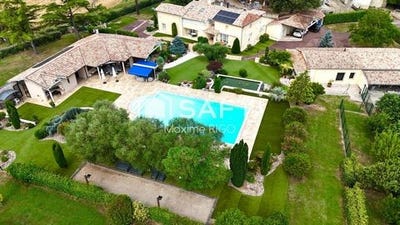 /international/fr/puymiclan-aquitaine-310108289764/