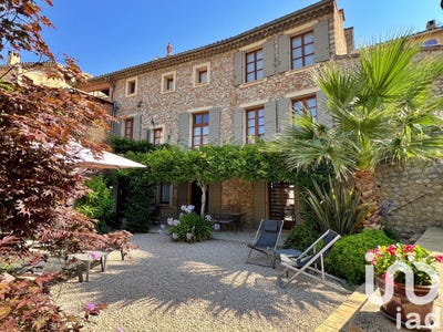 /international/fr/buis-les-baronnies-rhone-310097538693/