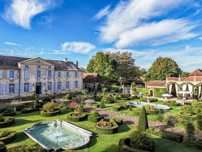 /international/fr/pau-aquitaine-310108430227/