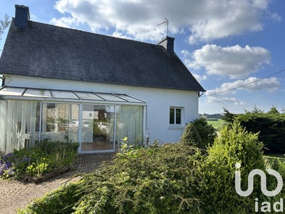 /international/fr/bourbriac-brittany-310099739717/