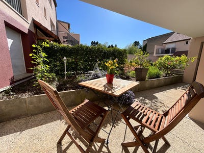 /international/fr/dourdan-ile-de-france-310107676153/