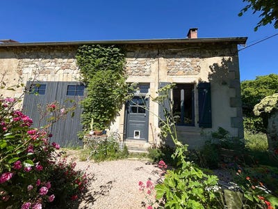 /international/fr/marcillat-en-combraille-auvergne-310100876604/?lang=zh-tw