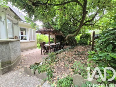 /international/fr/chinon-centre-val-de-loire-310108990572/