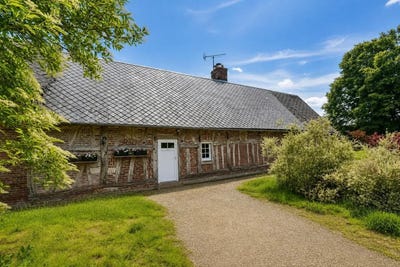 /international/fr/fesques-upper-normandy-310108453602/