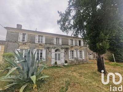 /international/fr/saint-genes-de-blaye-aquitaine-310097617558/