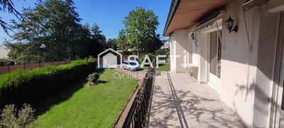 /international/fr/bourgueil-centre-val-de-loire-310108216415/