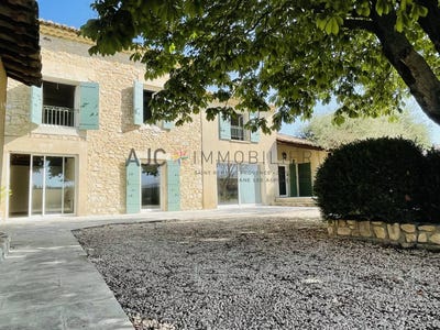 /international/fr/saint-andiol-provence-alpes-cote-d-azur-310108971787/