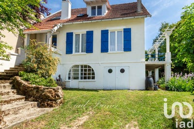 /international/fr/jouy-en-josas-ile-de-france-310099682396/