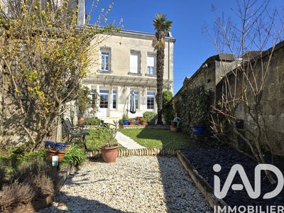 /international/fr/cognac-charente-310106684500/
