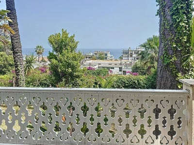 /international/fr/menton-provence-alpes-cote-d-azur-310101033869/