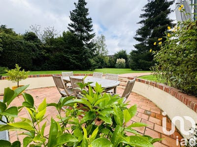 /international/fr/saint-sauveur-marville-centre-val-de-loire-310095790749/