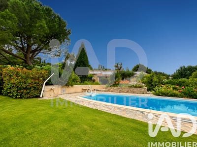 /international/fr/cruviers-lascours-languedoc-roussillon-310108619697/
