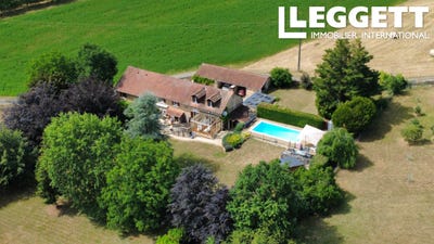 /international/fr/negrondes-aquitaine-310107943810/