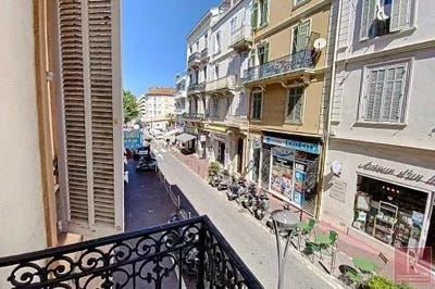 /international/fr/cannes-provence-alpes-cote-d-azur-310100008646/